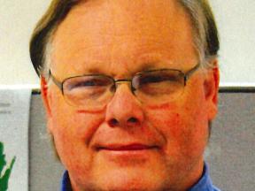 Joe Holland headshot