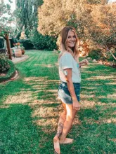 Photo of Jessyka with her pump showing